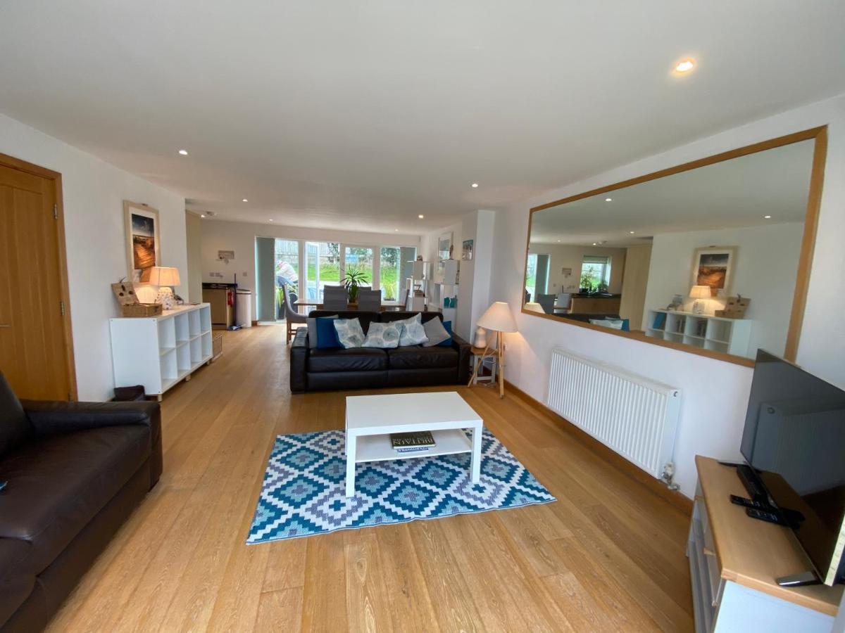 Ohana House - Unbeatable Location - Uk'S Best Beaches New Quay Kültér fotó