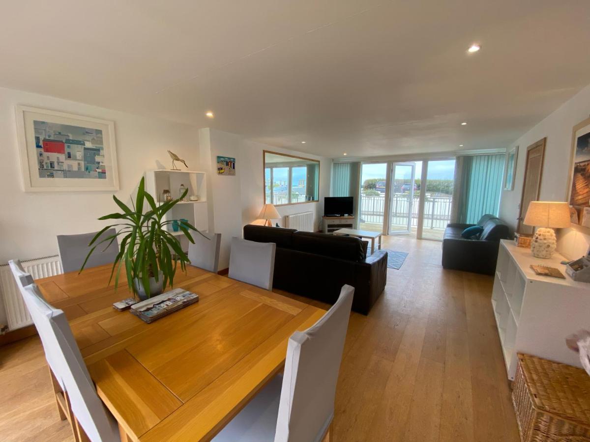 Ohana House - Unbeatable Location - Uk'S Best Beaches New Quay Kültér fotó