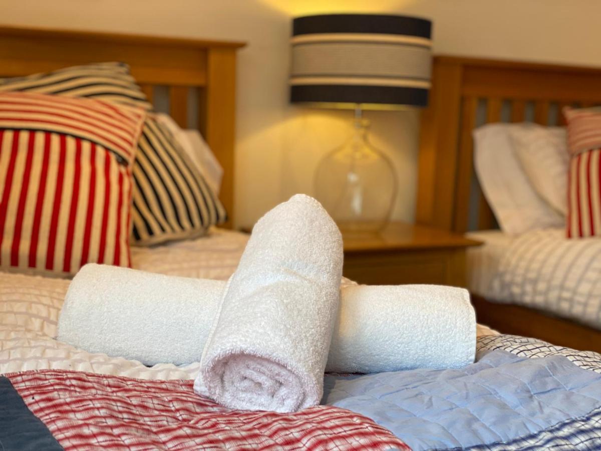 Ohana House - Unbeatable Location - Uk'S Best Beaches New Quay Kültér fotó